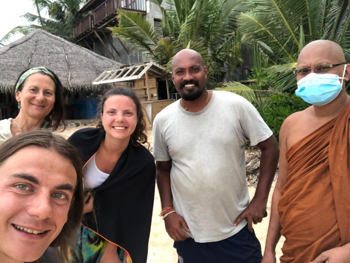 The Alpha Monkey Hotel & Tree House Tangalle Buitenkant foto